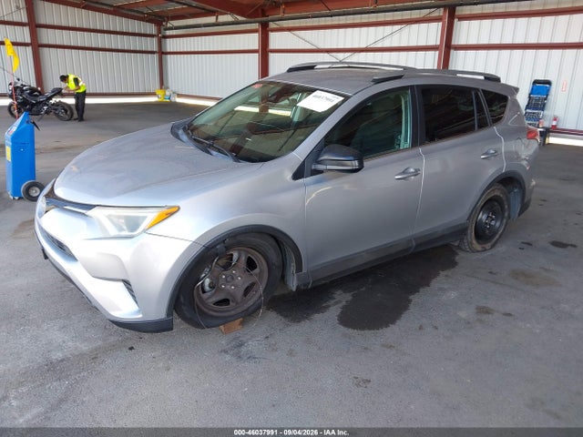 Toyota RAV4 LE 2017 2T3ZFREV1HW314438 Image 2