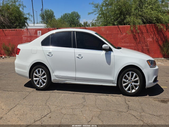 2014 Volkswagen Jetta 1.8t Se მანქანა იყიდება აუქციონზე, vin: 3VWD17AJ9EM316108, აუქციონის ნომერი: 46038001