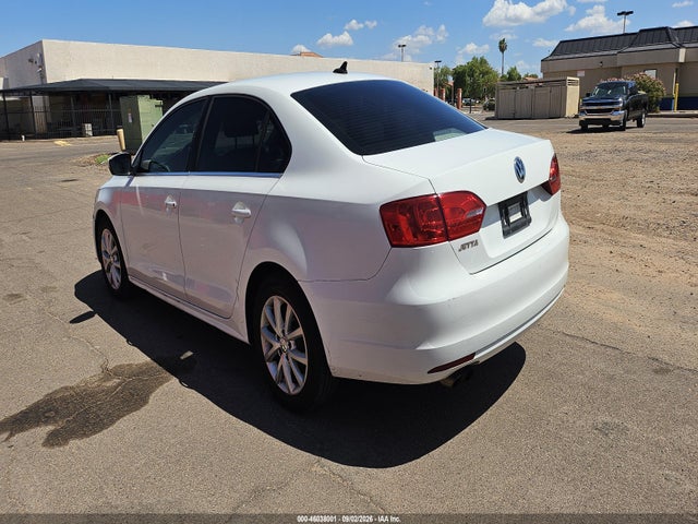 2014 Volkswagen Jetta 1.8t Se მანქანა იყიდება აუქციონზე, vin: 3VWD17AJ9EM316108, აუქციონის ნომერი: 46038001