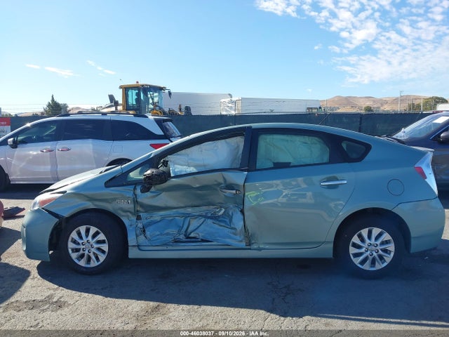 Toyota PRIUS PLUG-IN 2015 JTDKN3DP5F3073326 Image 14