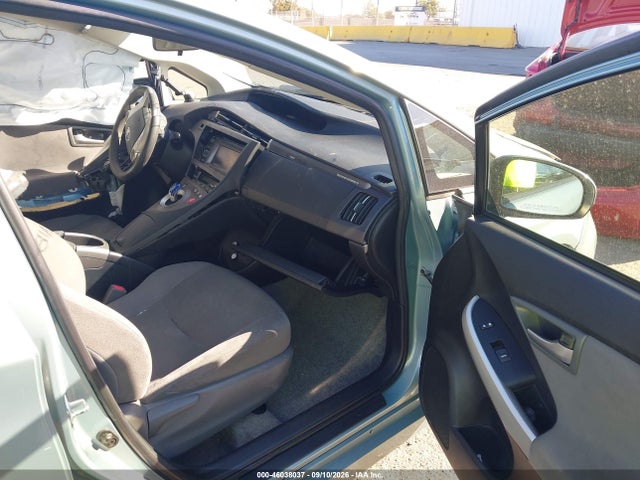 Toyota PRIUS PLUG-IN 2015 JTDKN3DP5F3073326 Image 5