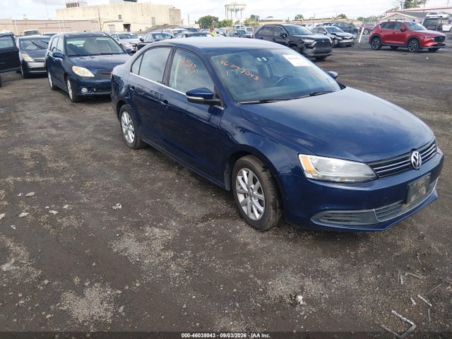 2014 Volkswagen Jetta 1.8t Se მანქანა იყიდება აუქციონზე, vin: 3VWD17AJ9EM427368, აუქციონის ნომერი: 46038043