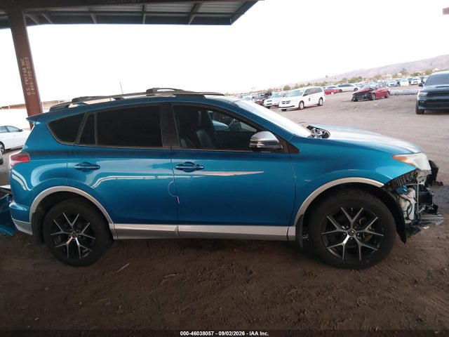 JTMJFREV1GD176652 Toyota RAV4 SE