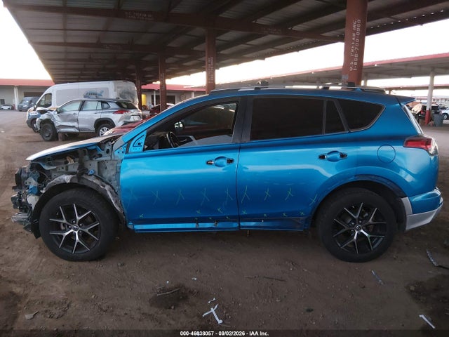 JTMJFREV1GD176652 Toyota RAV4 SE