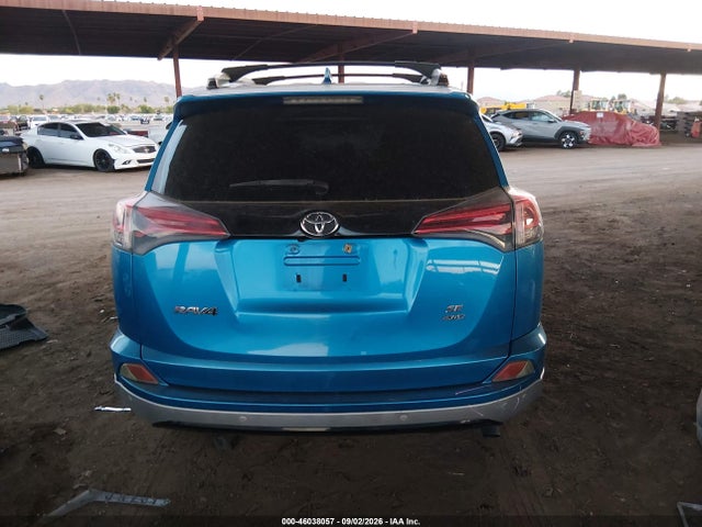 JTMJFREV1GD176652 Toyota RAV4 SE