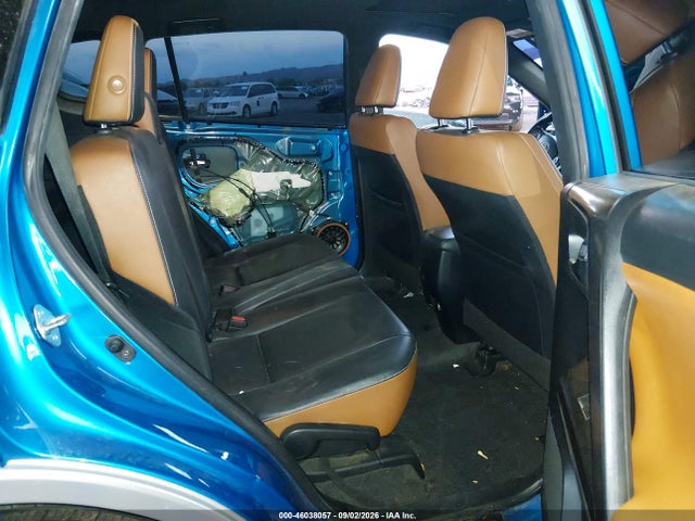 JTMJFREV1GD176652 Toyota RAV4 SE