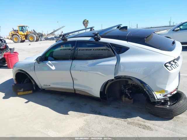 Aukcja sprzedaży 2022 Ford Mustang Mach-e Premium, vin: 3FMTK3SU2NMA49600, numer aukcji: 46038087
