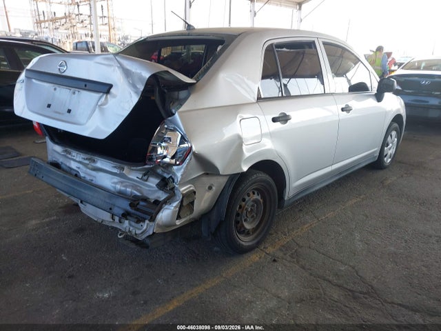 2010 Nissan Versa 1.6 Base მანქანა იყიდება აუქციონზე, vin: 3N1CC1AP4AL389982, აუქციონის ნომერი: 46038098