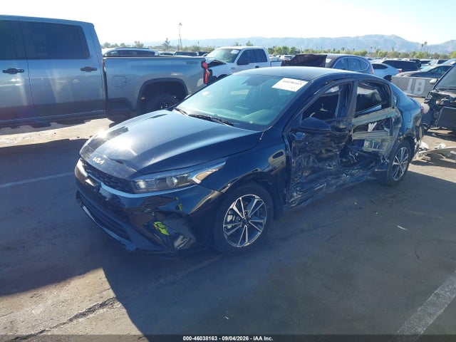 KIA Forte Lxs 2024 3KPF24AD7RE696891 Image 2