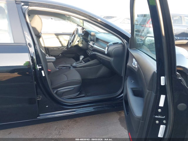 46038163 :رقم المزاد ، 3KPF24AD7RE696891 vin ، 2024 Kia Forte Lxs مزاد بيع