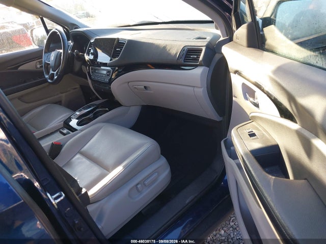 Продажа на аукционе авто 2019 Honda Pilot Touring, vin: 5FNYF6H97KB068047, номер лота: 46038175