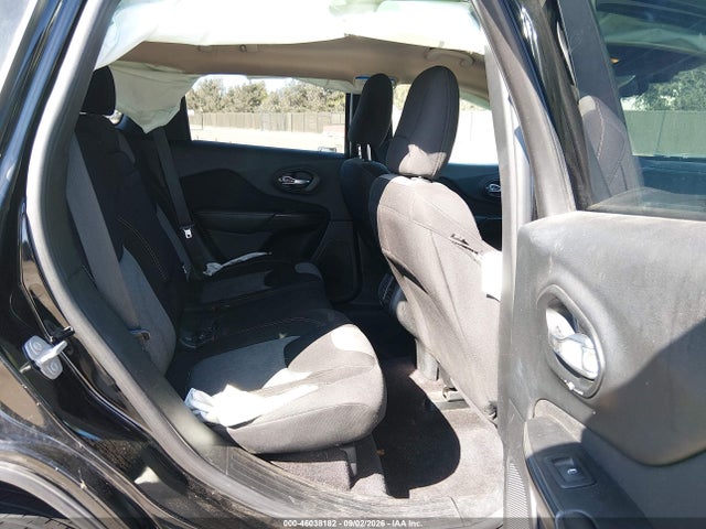 46038182 :رقم المزاد ، 1C4PJLAB4HW548105 vin ، 2017 Jeep Cherokee Altitude Fwd مزاد بيع