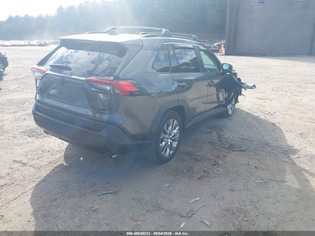 2021 Toyota Rav4 Xle Premium მანქანა იყიდება აუქციონზე, vin: 2T3A1RFV8MC154743, აუქციონის ნომერი: 46038233