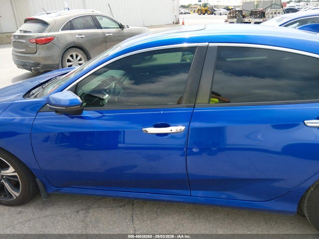 Honda Civic Touring 2018 JHMFC1F99JX021093 Image 16