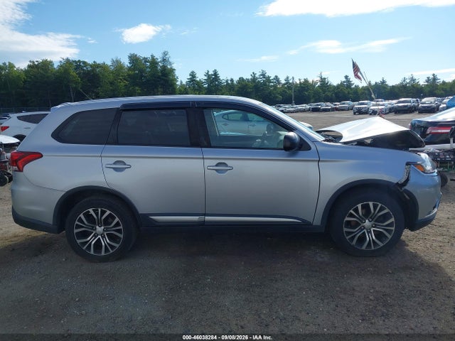 Продажа на аукционе авто 2016 Mitsubishi Outlander Es, vin: JA4AZ3A30GZ037831, номер лота: 46038284