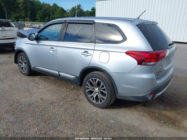 Продажа на аукционе авто 2016 Mitsubishi Outlander Es, vin: JA4AZ3A30GZ037831, номер лота: 46038284