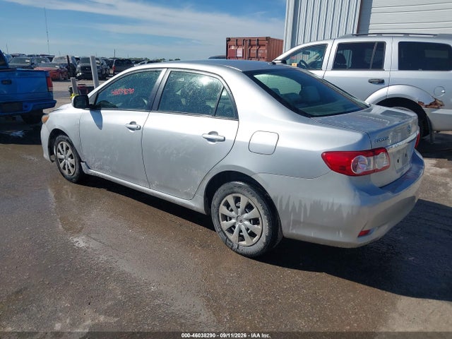 46038290 :رقم المزاد ، JTDBU4EE1B9156913 vin ، 2011 Toyota Corolla Le مزاد بيع