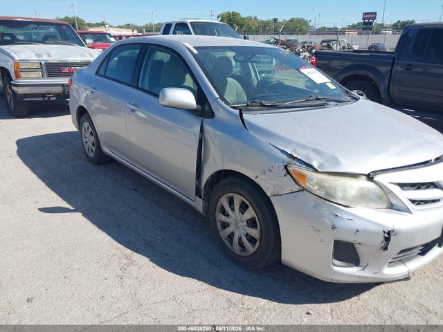 46038290 :رقم المزاد ، JTDBU4EE1B9156913 vin ، 2011 Toyota Corolla Le مزاد بيع
