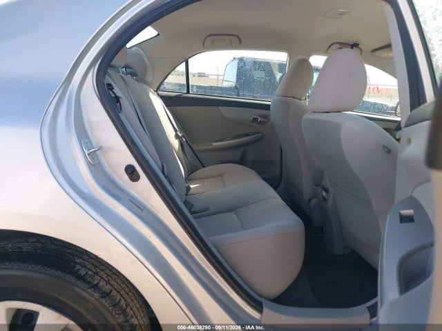 46038290 :رقم المزاد ، JTDBU4EE1B9156913 vin ، 2011 Toyota Corolla Le مزاد بيع