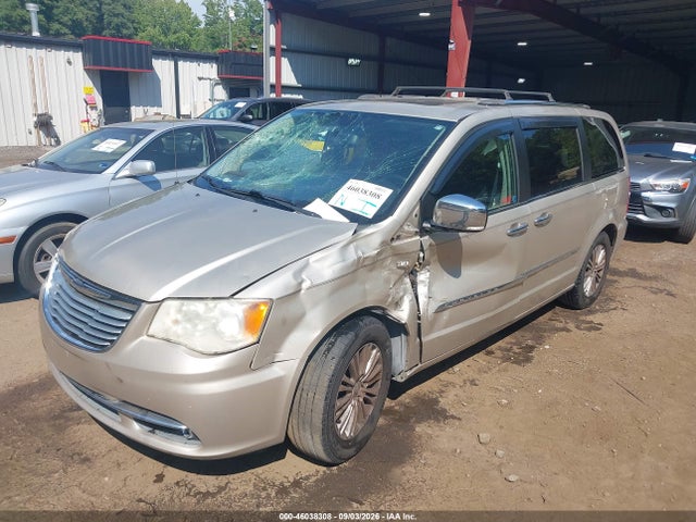 2014 Chrysler Town & Country Touring-l 30th Anniversary მანქანა იყიდება აუქციონზე, vin: 2C4RC1CG4ER328967, აუქციონის ნომერი: 46038308