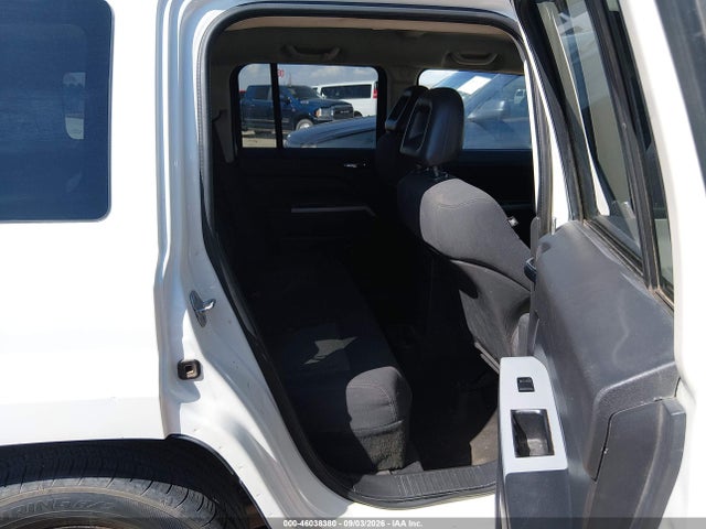 46038380 :رقم المزاد ، 1J8FT280X8D737365 vin ، 2008 Jeep Patriot Sport مزاد بيع