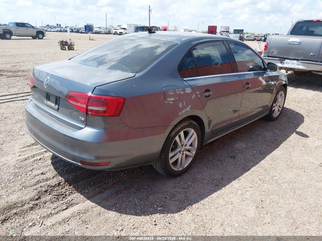 46038435 :رقم المزاد ، 3VWL07AJ2FM326981 vin ، 2015 Volkswagen Jetta 1.8t Sel مزاد بيع