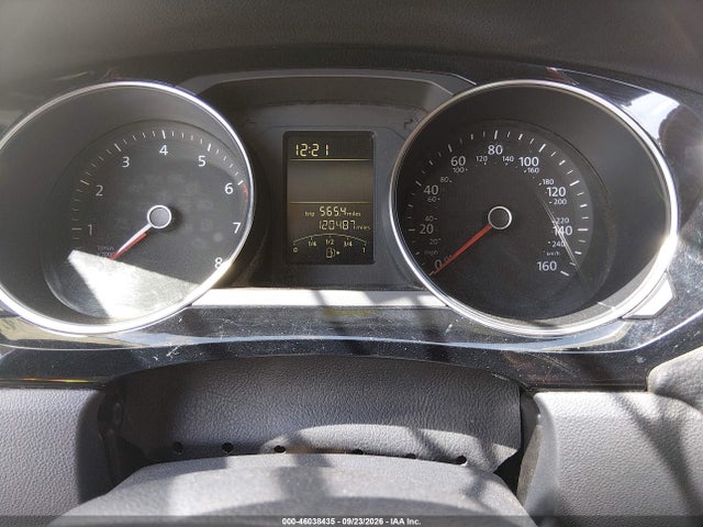 46038435 :رقم المزاد ، 3VWL07AJ2FM326981 vin ، 2015 Volkswagen Jetta 1.8t Sel مزاد بيع