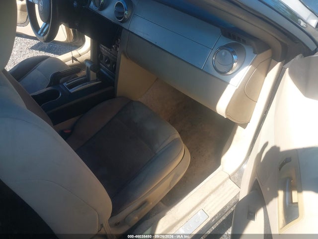 2006 Ford Mustang V6 მანქანა იყიდება აუქციონზე, vin: 1ZVFT84N465110340, აუქციონის ნომერი: 46038480