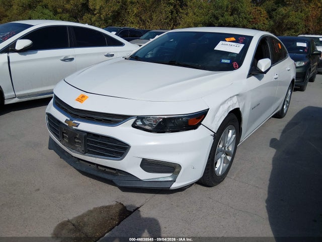 Chevrolet MALIBU LT 2018 1G1ZD5ST8JF131331 Image 2