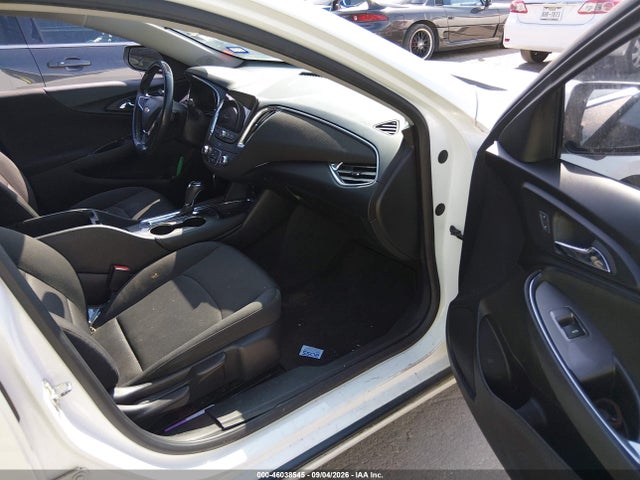 Chevrolet MALIBU LT 2018 1G1ZD5ST8JF131331 Image 5