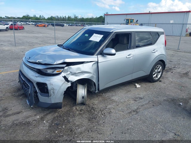 2020 Kia Soul S მანქანა იყიდება აუქციონზე, vin: KNDJ23AU4L7064605, აუქციონის ნომერი: 46038546