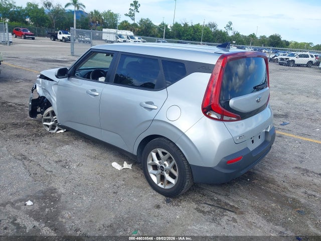 2020 Kia Soul S მანქანა იყიდება აუქციონზე, vin: KNDJ23AU4L7064605, აუქციონის ნომერი: 46038546