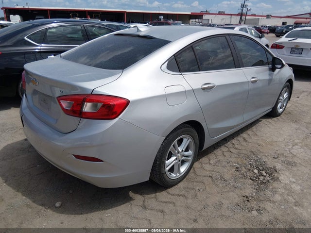 Chevrolet Cruze Lt Auto 2018 1G1BE5SM0J7177608 Image 4