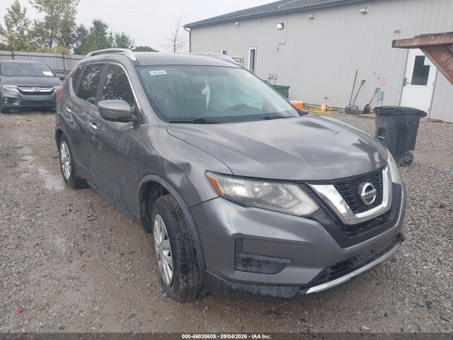 2017 Nissan Rogue S მანქანა იყიდება აუქციონზე, vin: JN8AT2MT5HW385354, აუქციონის ნომერი: 46038609