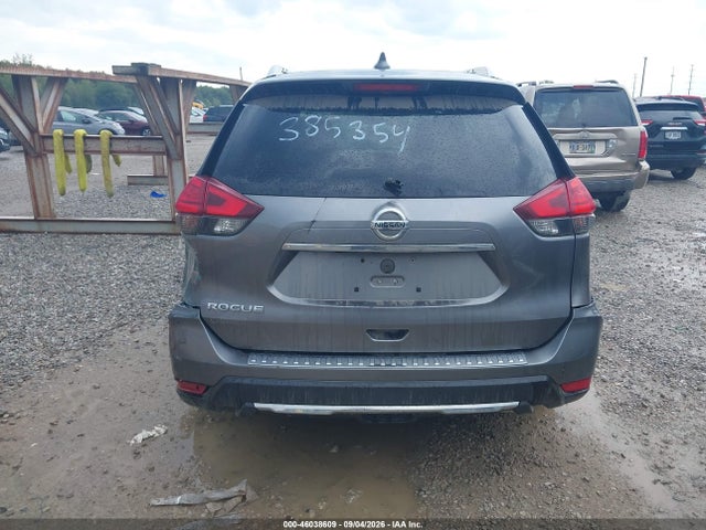 2017 Nissan Rogue S მანქანა იყიდება აუქციონზე, vin: JN8AT2MT5HW385354, აუქციონის ნომერი: 46038609