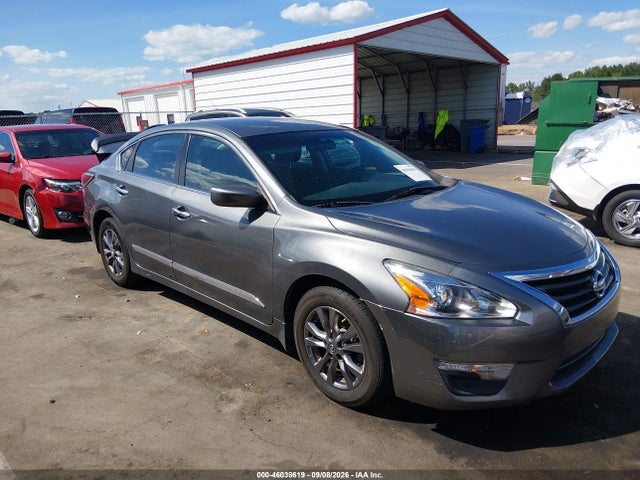 2015 Nissan Altima 2.5 S მანქანა იყიდება აუქციონზე, vin: 1N4AL3AP2FN921811, აუქციონის ნომერი: 46038619