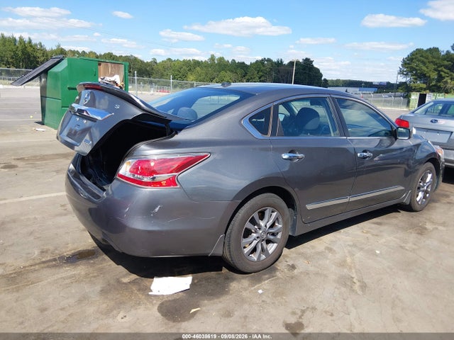 2015 Nissan Altima 2.5 S მანქანა იყიდება აუქციონზე, vin: 1N4AL3AP2FN921811, აუქციონის ნომერი: 46038619