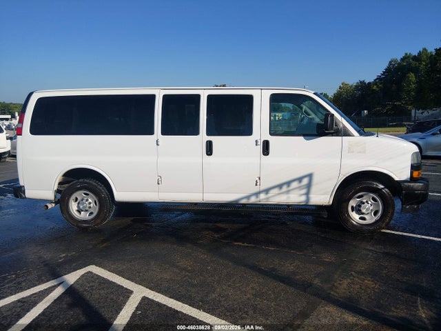 Aukcja sprzedaży 2020 Chevrolet Express Passenger Rwd 3500 Extended Wheelbase Ls, vin: 1GAZGNFP1L1259138, numer aukcji: 46038628