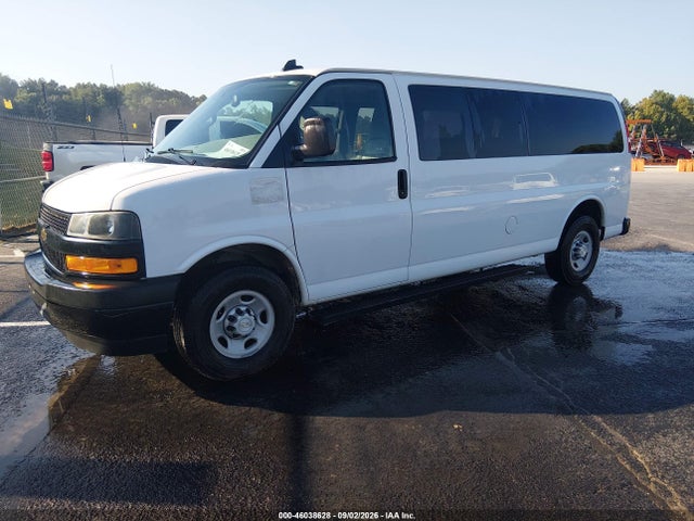Aukcja sprzedaży 2020 Chevrolet Express Passenger Rwd 3500 Extended Wheelbase Ls, vin: 1GAZGNFP1L1259138, numer aukcji: 46038628