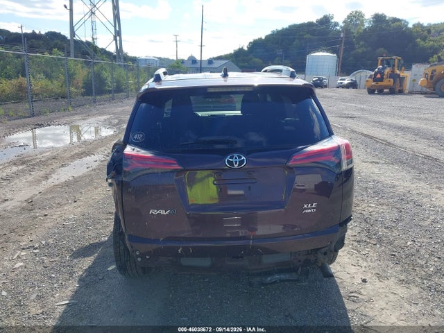 Продажа на аукционе авто 2017 Toyota Rav4 Xle, vin: 2T3RFREV6HW567495, номер лота: 46038672