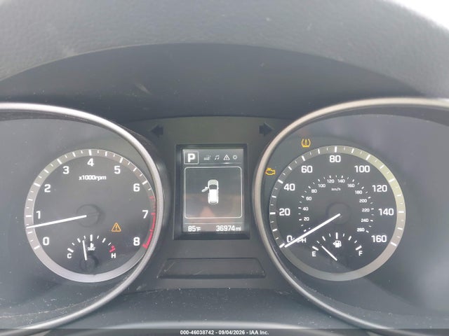 Продажа на аукционе авто 2017 Hyundai Santa Fe Sport 2.4l, vin: 5XYZTDLB4HG393073, номер лота: 46038742