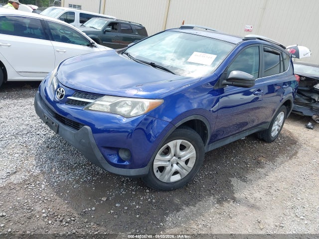 Toyota RAV4 LE 2014 2T3ZFREV0EW082880 Image 2