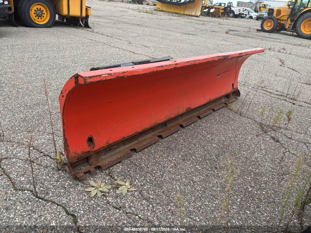 46038762 :رقم المزاد ،  vin ، 2000 Angle Snow Blade Other مزاد بيع