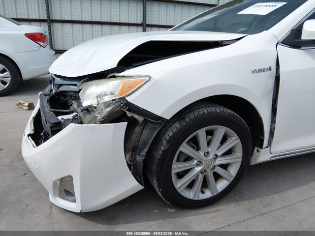 46038888 :رقم المزاد ، 4T1BD1FK1CU061085 vin ، 2012 Toyota Camry Hybrid Xle مزاد بيع