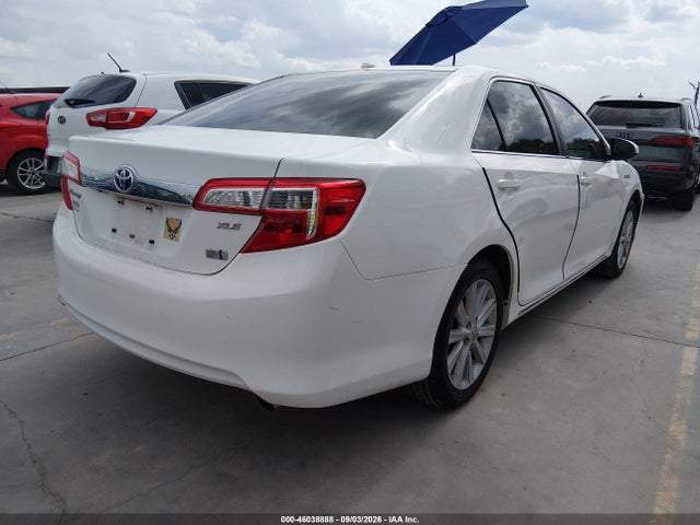 46038888 :رقم المزاد ، 4T1BD1FK1CU061085 vin ، 2012 Toyota Camry Hybrid Xle مزاد بيع