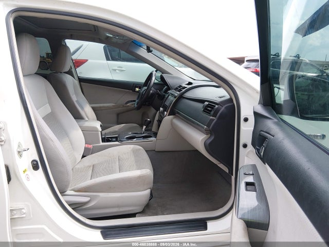 46038888 :رقم المزاد ، 4T1BD1FK1CU061085 vin ، 2012 Toyota Camry Hybrid Xle مزاد بيع