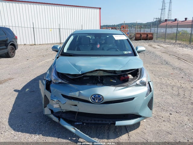 Продаж на аукціоні авто 2017 Toyota Prius Two, vin: JTDKBRFU0H3025704, номер лоту: 46038938