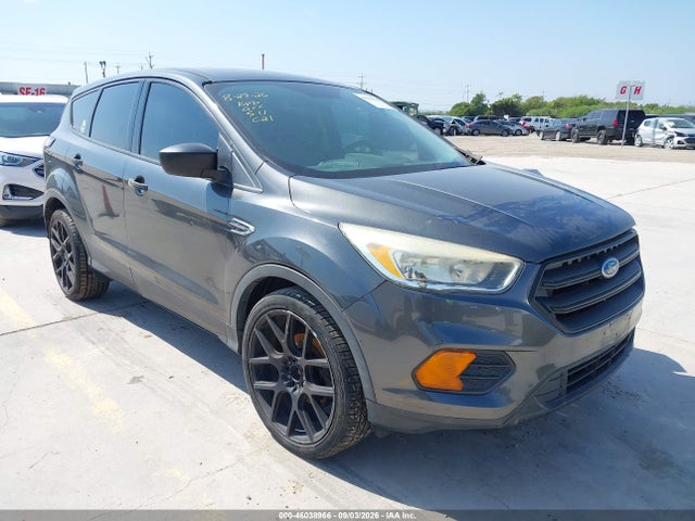 Продаж на аукціоні авто 2017 Ford Escape S, vin: 1FMCU0F74HUE35366, номер лоту: 46038966