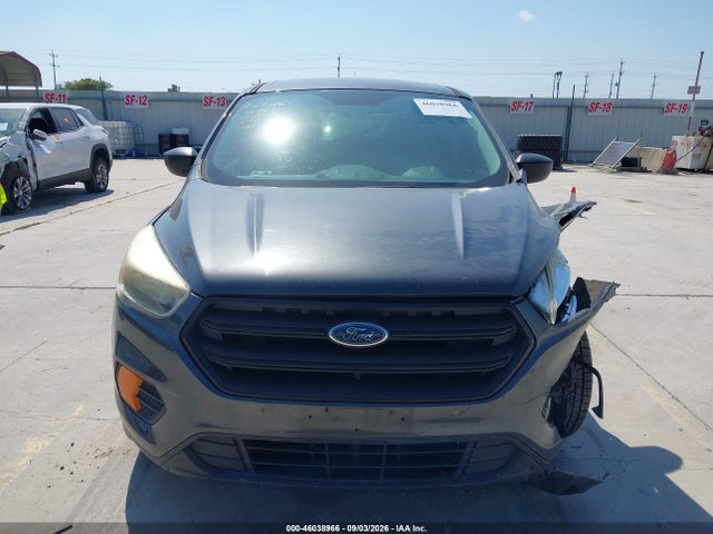 Продажа на аукционе авто 2017 Ford Escape S, vin: 1FMCU0F74HUE35366, номер лота: 46038966