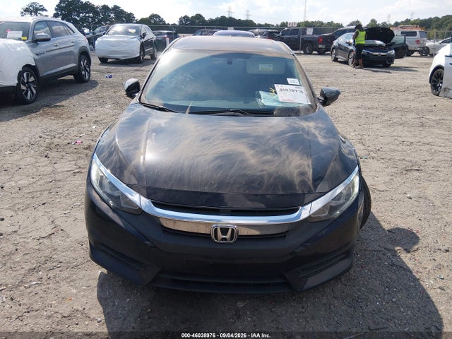 Продаж на аукціоні авто 2018 Honda Civic Ex, vin: 19XFC2F74JE026322, номер лоту: 46038976